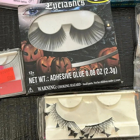 🎈4 LISTINGS FOR $20! Bundle of colorful eyelashes for halloween makeup artist - Picture 6 of 8